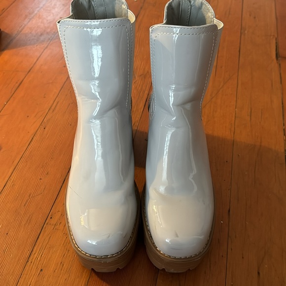 Madden Girl Gotcha Platform Ankle Boots - Picture 4 of 6